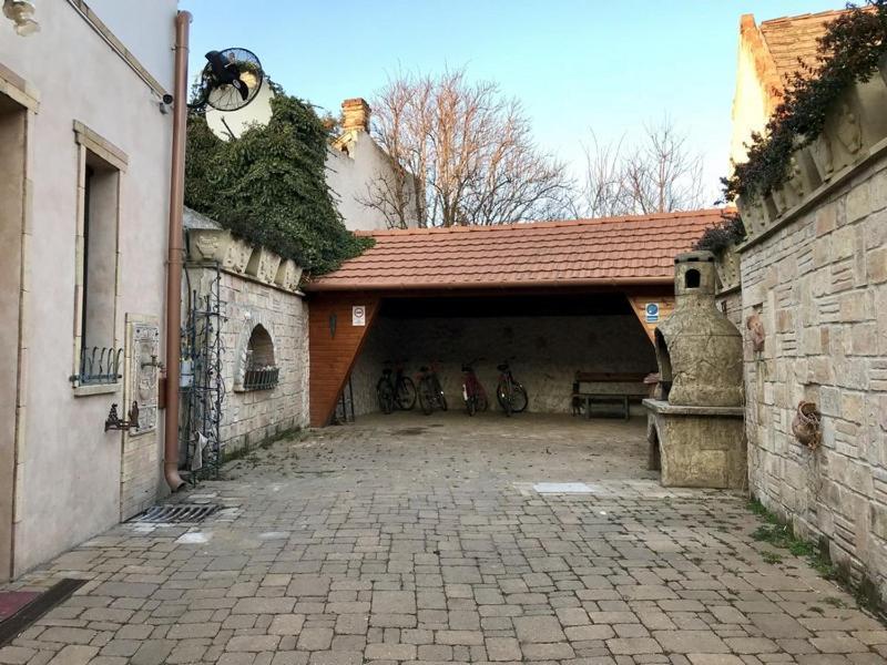 Centrum Panzio Szentendre Exterior photo